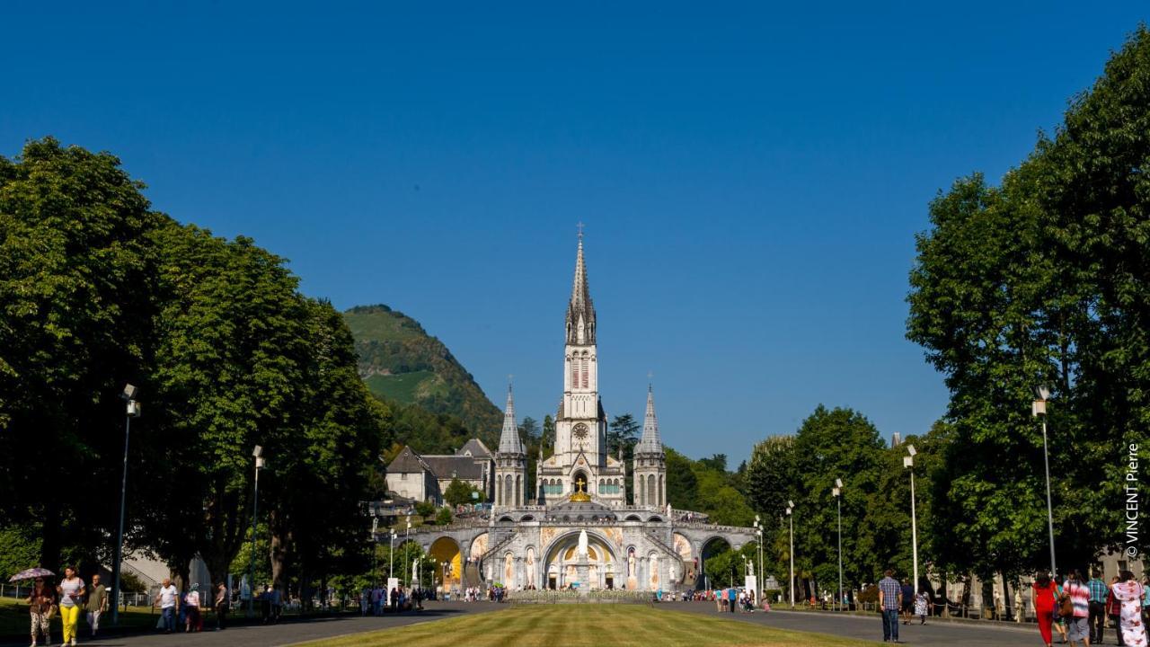 Hôtel Helgon - Lourdes Pyrénées Esterno foto