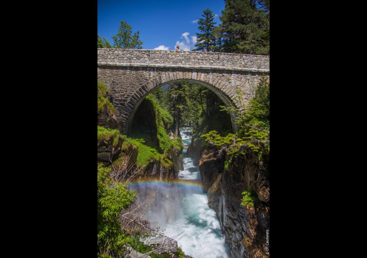 Hôtel Helgon - Lourdes Pyrénées Esterno foto
